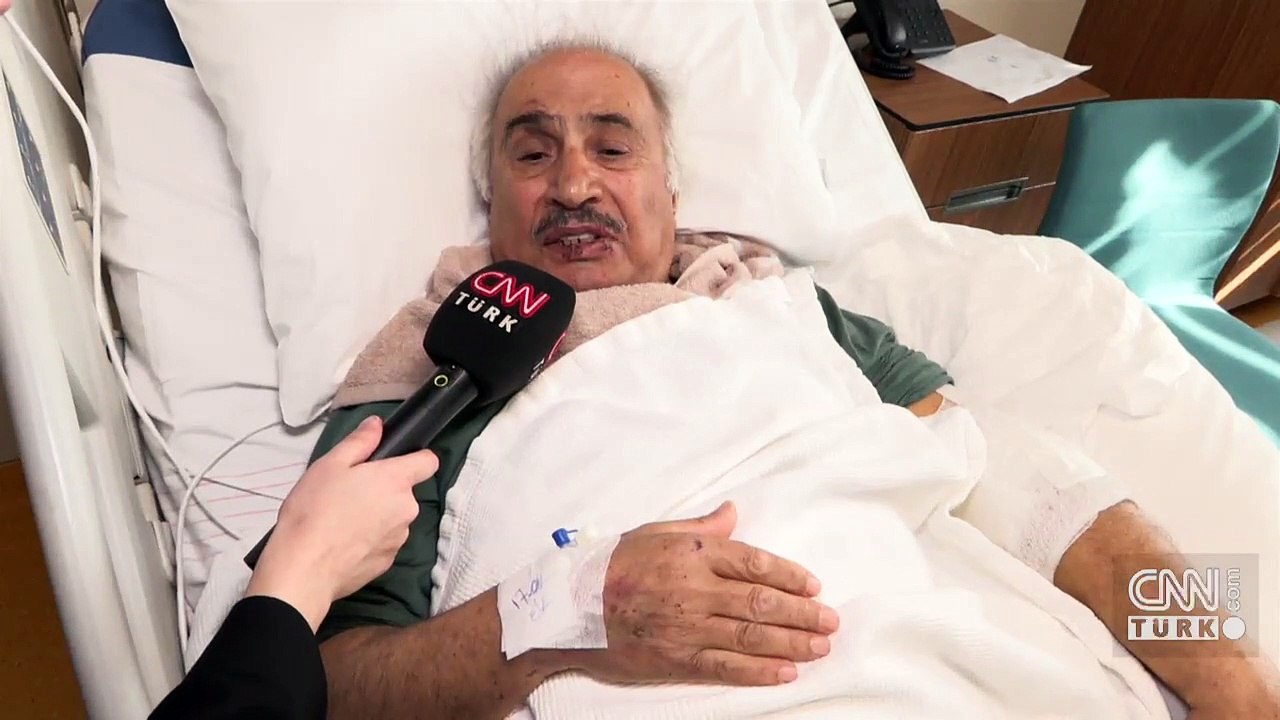 Bekir amca enkazdaki 71 saatini CNN TÜRK'e anlattı