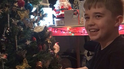 Boy fell into tears upon hearing news of baby brother on Christmas