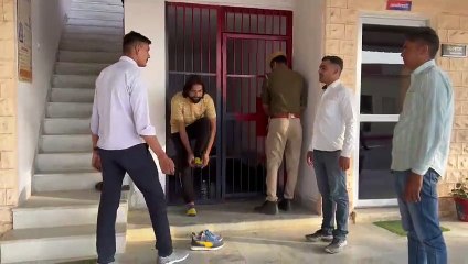 Gang leader arrested : पांच हजार का ईनामी 000 गैंग सरगना गिरफ्तार