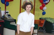 Michael Cera no tiene smartphone y evita las redes sociales