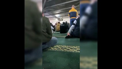 Cami imamı Oğuzhan Uğur ve Haluk Levent'i hedef aldı!