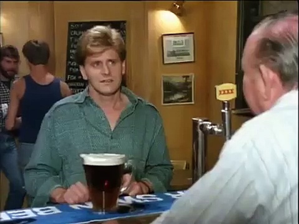 The Flying Doctors - Se2 - Ep05 HD Watch