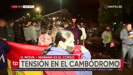 Vecinos realizan una vigilia en el Cambódromo en rechazo de la realización del Corso carnavalero