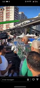 Carlinhos Maia se declara para Lucas enquanto curte Carnaval de Salvador