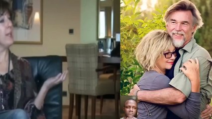 Descargar video: Olivia Newton-John & Husband John Easterling Last Emotional Interview that Will