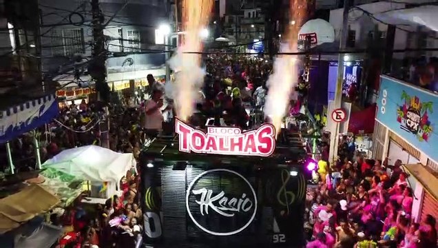 7Kssio arrasta mais de 40 mil foliões no circuito Mestre Bimba