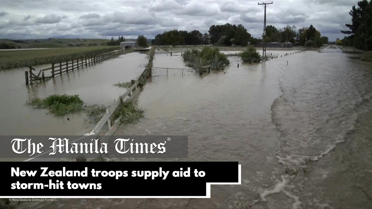 New Zealand troops supply aid to storm-hit towns