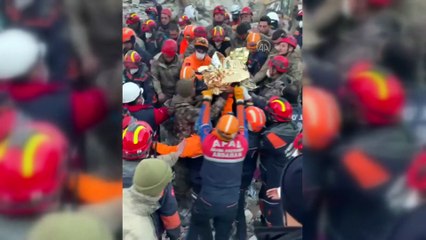 Hatay'da depremin 278'inci saatinde enkazdan kurtarıldı