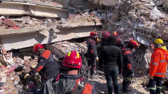 Turquía confirma casi 85.000 edificios derrumbados a la espera de comenzar la reconstrucción