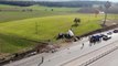 Çanakkale'de karşı şeride geçen beton mikseri ticari araca çarptı: 1 ölü