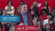 Sánchez anuncia 2.520 millones de euros destinados a becas