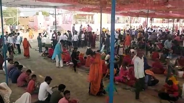 आस्था का महाकुंभ: भंडारे में उमड़े करीब सवा लाख श्रद्धालु