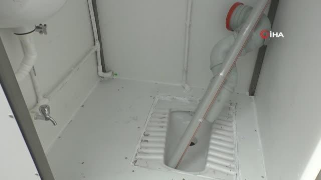 Seyyar tuvalet, banyo ve sobalar Kahramanmaraş'a doğru yola çıktı