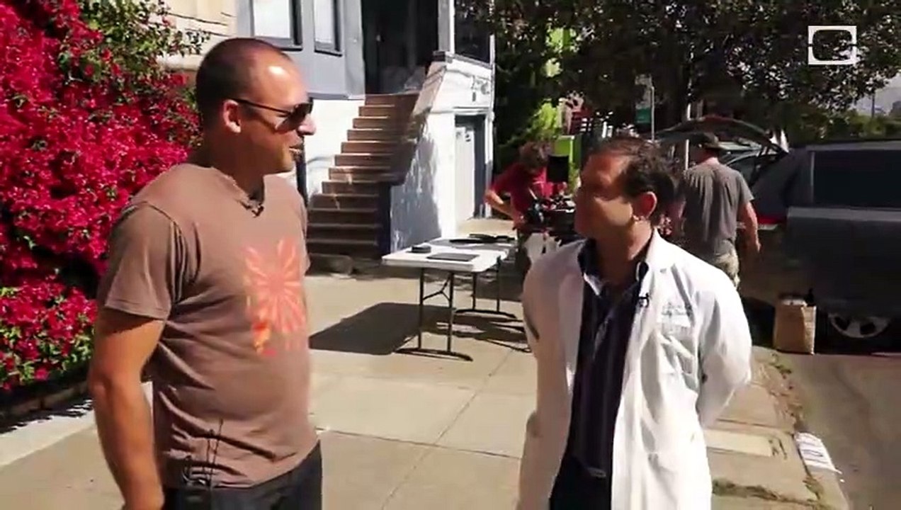 Yavaş Çekimde Akrep Tarafından Sokulmak!