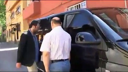 İşte Hayrettin'den Gerçek Metrobüs Reklamı