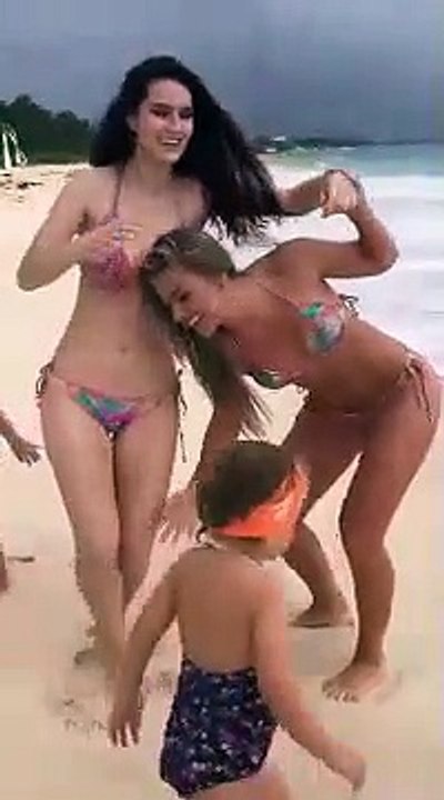 Plajda Squat Yapan Seksi Hatun