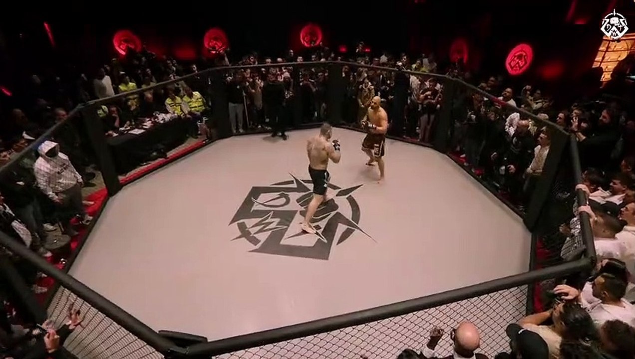 Clip del último combate de Dogfight Wild Tourna...