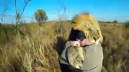 Aslanla Kanka Olan Adam