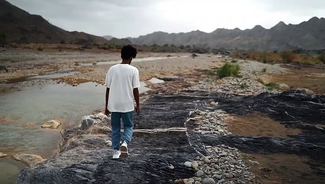 Kaifi Khalil - Kahani Suno 2.0 [Official Music Video]
