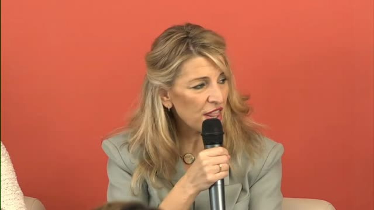 Yolanda Díaz alerta en un acto de Sumar del "desmantelamiento deliberado" de la sanidad pública como proyecto del PP