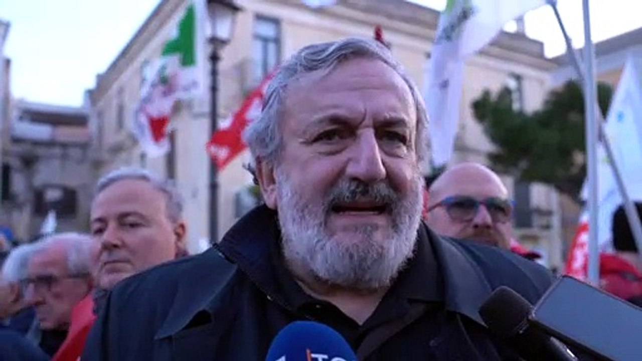 Emiliano: "uniamoci tutti contro l'autonomia differenziata, superare questione meridionale"