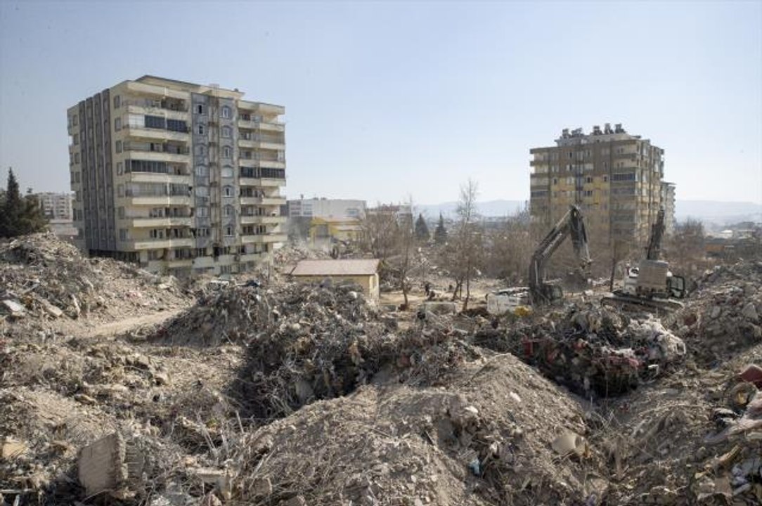 Hatay'da zemin sıvılaşması mı oldu? Depremde Hatay'da zemin sıvılaşması oldu mu? İTÜ'den deprem raporu!