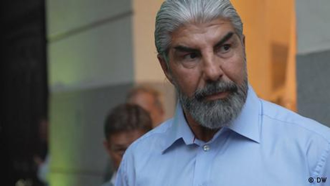 Bodyguard Ahmad Mohammed startet als Modedesigner durch