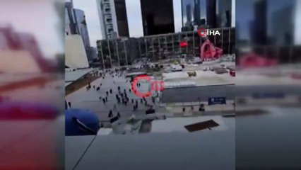 Paris'te AVM'de intihar eden adam paniğe yol açtı