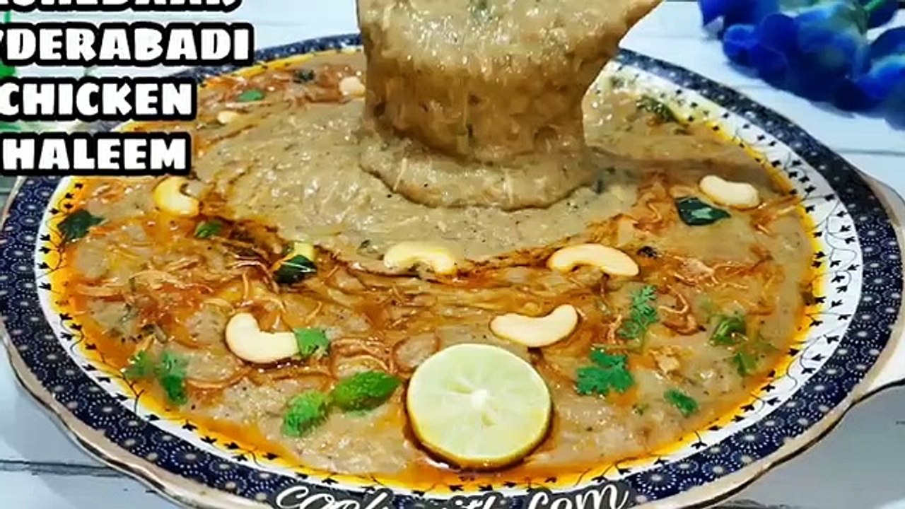 World_Famous_Hyderabadi_Reshedaar_Chicken_Haleem_-_Ramzan_Lockdown_Simplified_Haleem_recipe(360p)