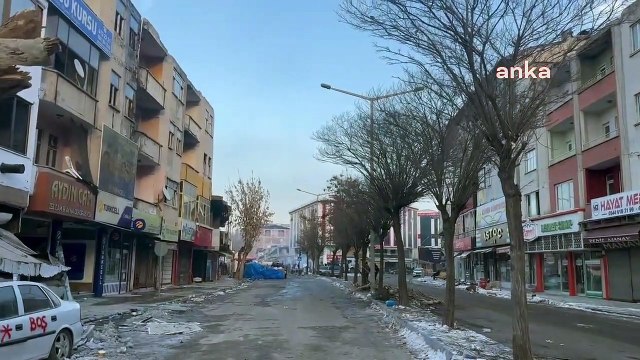 HDP'li vekil Kemal Bülbül, depremin merkez üssü Elbistan'da: İnsanların dışarıda olması faciayı önlemiş