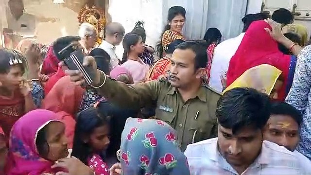 महादेव मंदिरों में गूंजे शिव के जयकारे