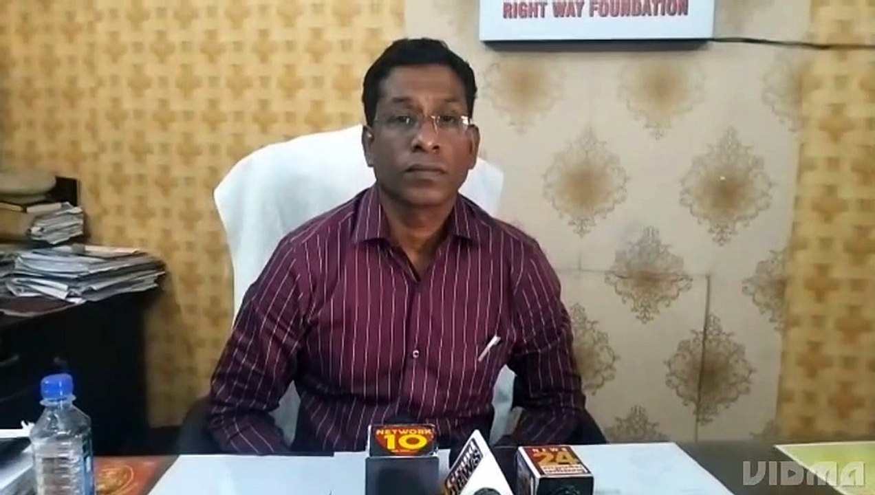 Blood stained dead body of a young man found under the Torwa bridge, suspected of murder