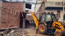 निर्माणाधीन इमारत का लेंटर गिरा इलाज के दौरान एक मजदूर की हुई मौत