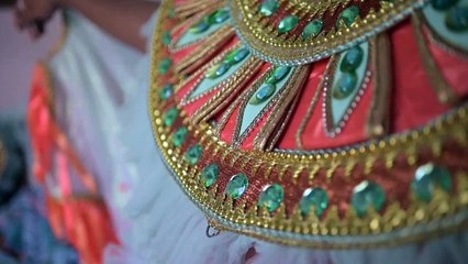 Les costumes du carnaval de Rio s'offrent une nouvelle vie