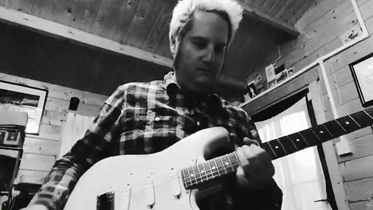 Strat Fuzz Shred!...