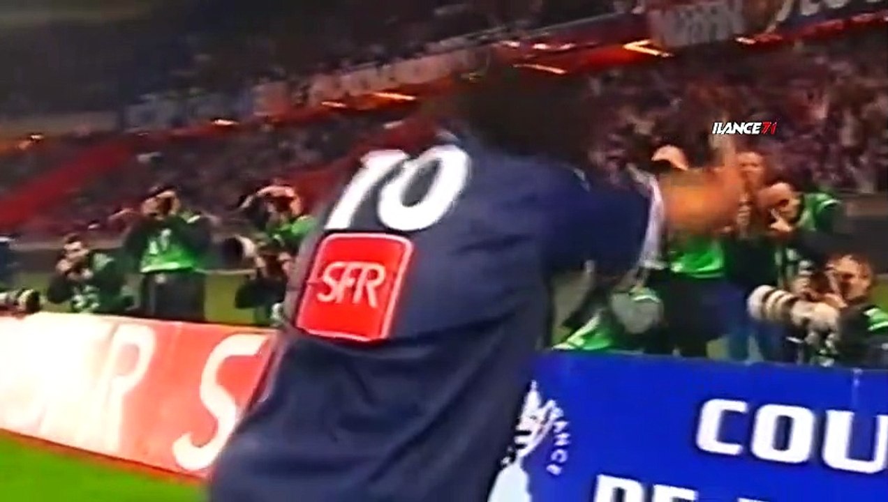 Ronaldinho Goals That SHOCKED The World