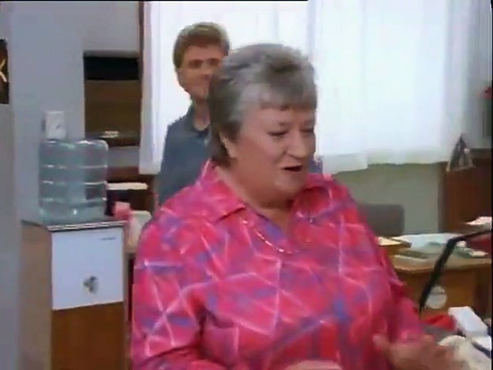 The Flying Doctors - Se3 - Ep04 HD Watch