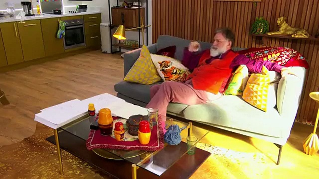 The Circle (UK) - Se2 - Ep06 HD Watch