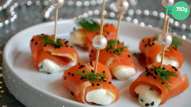 Roulades de saumon fumé, pomme et fromage frais