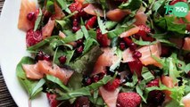 Salade étonnante au saumon, fraises, grenade et basilic
