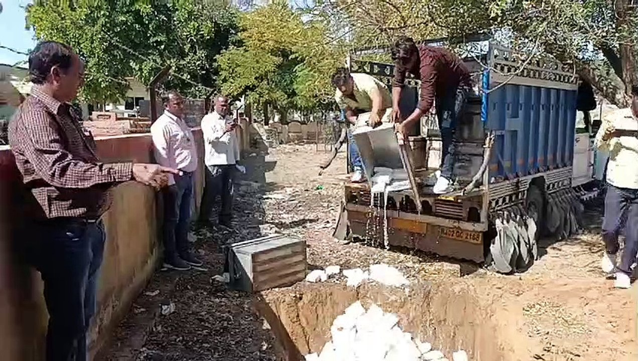 राजस्थान में यहां 400 किलो पनीर करवाया नष्ट...व...