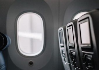 Rüyada uçakla yolculuk yapmak ne anlama gelir? Diyanet'e göre uçak yolculuğu yapmak ne demek? Rüyada anne ile uçak yolculuğu yapmak nedir?