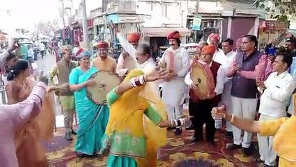 रुक जाई रे रेल लुहारू की, धमाल पर  झूमे शहरवासी