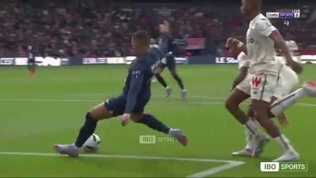 ملخص مباراة باريس سان جيرمان وليل 4-3 - هدف ميسي وجنون المعلق