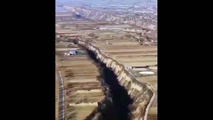 La faille impressionnante après le séisme en Turquie