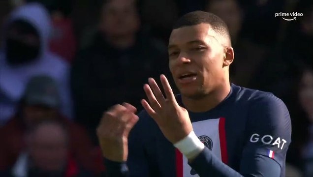 La réaction explicite de Kylian Mbappé envers ses partenaires après le troisième but lillois