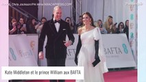 Kate Middleton sublime et très coquine aux BAFTA : regards et main aux fesses... C'est chaud avec William
