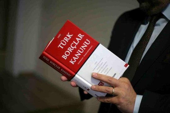 Avukat Barış Günaydın: Öğrencilerin sözleşmelerini feshedilebileceklerini düşünüyorum