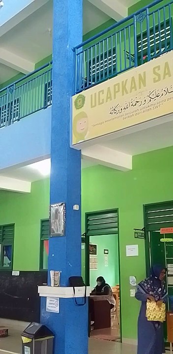 CONDITION ABOUT SCHOOL QUEENZI