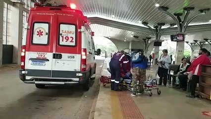 Idosa é socorrida após passar mal no Terminal Oeste